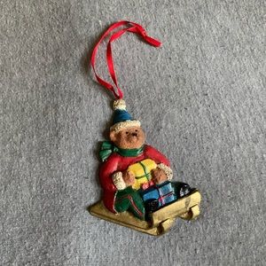 Christmas bear sledding ornament!